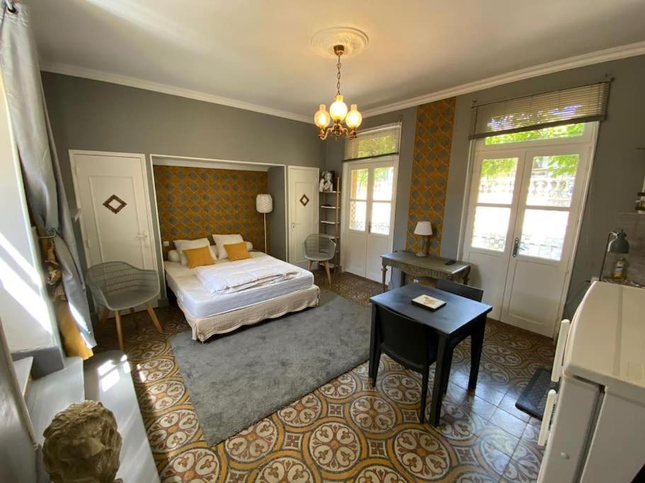 Cote Cite Appartements - Parking Prive - 100M Cite Medievale Каркассон Экстерьер фото